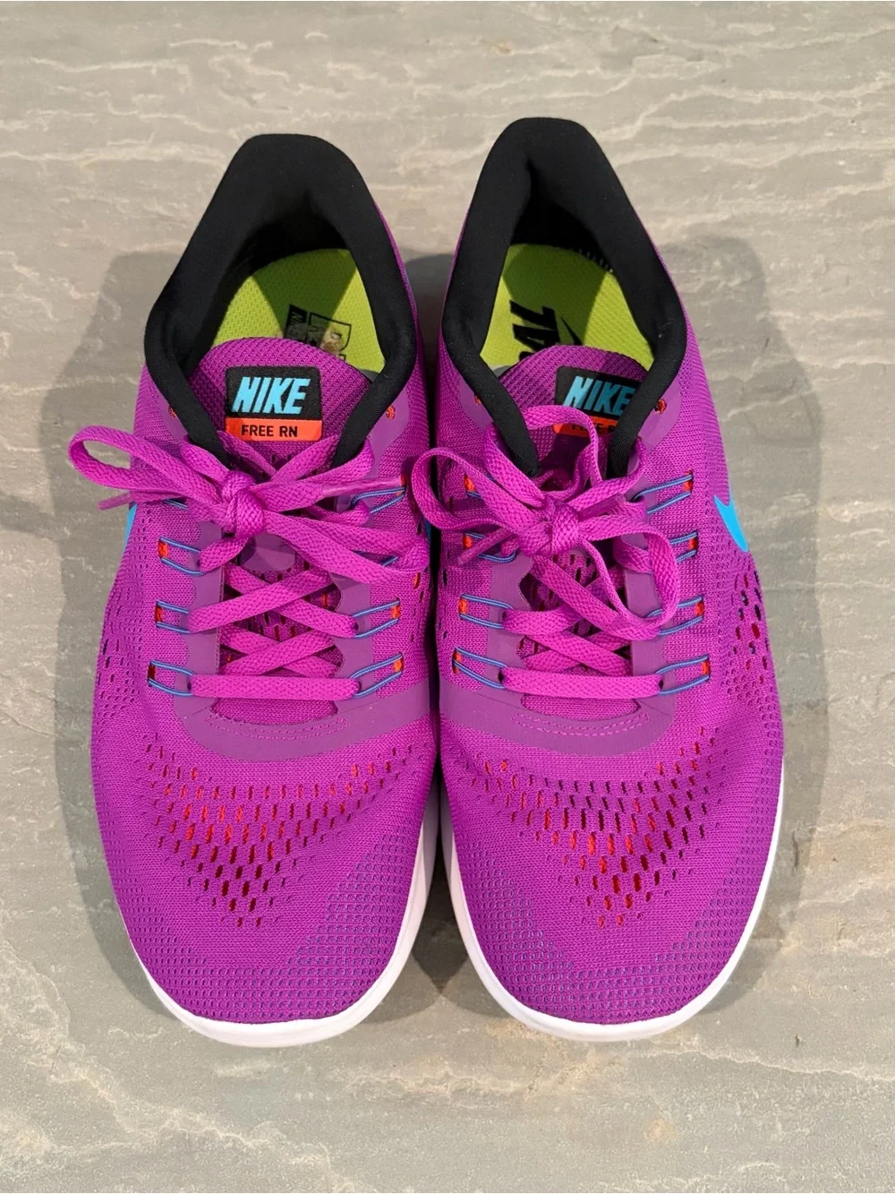 Nike Women's Free RN Sneakers Size 8 - Picture 2 of 7